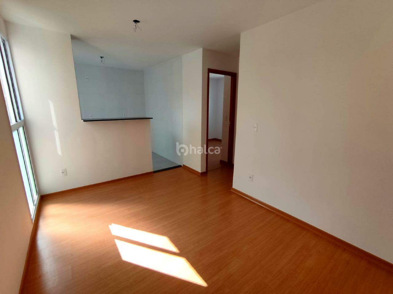 Apartamento para alugar com 2 quartos, 38m² - Foto 11