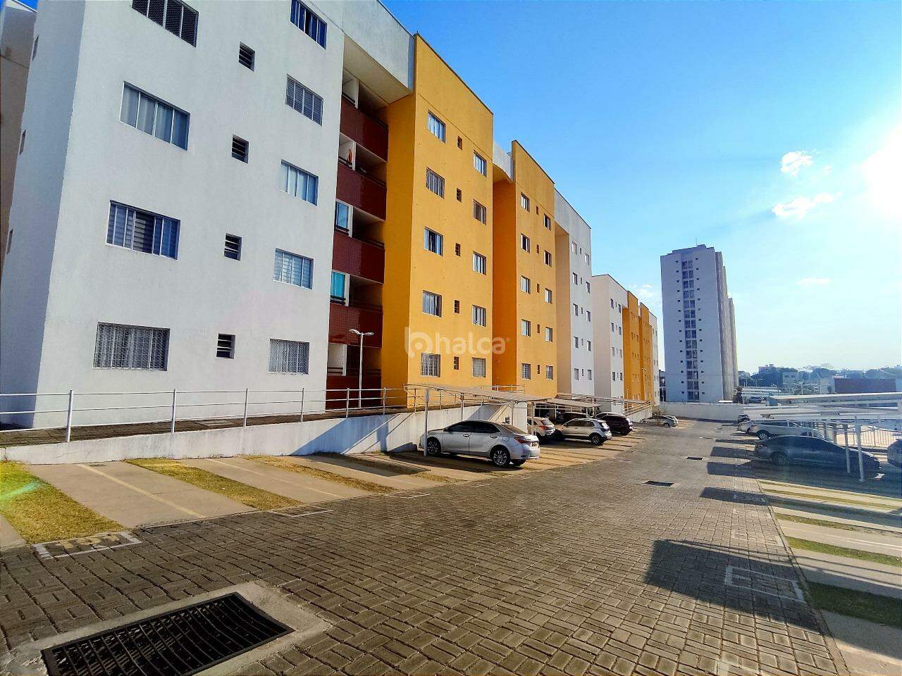 Apartamento à venda com 3 quartos, 76m² - Foto 3