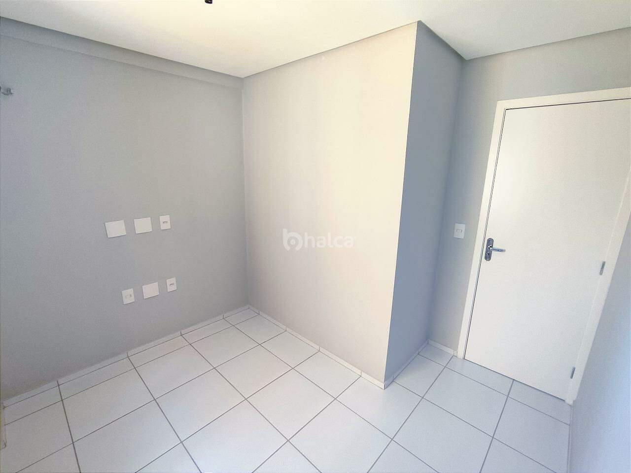 Apartamento à venda com 3 quartos, 76m² - Foto 20