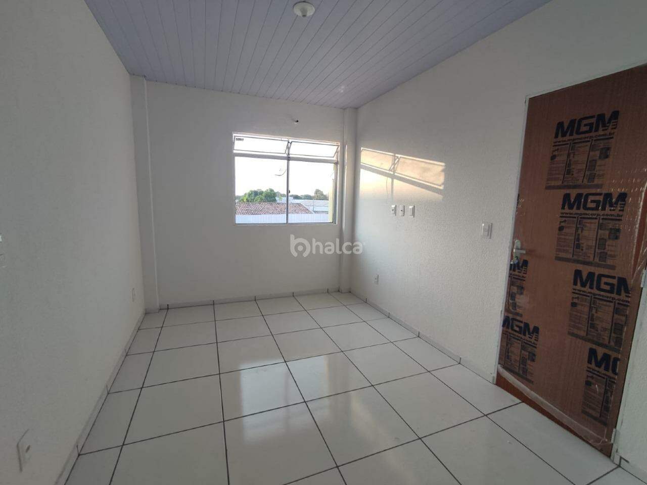 Apartamento para alugar com 2 quartos, 61m² - Foto 7