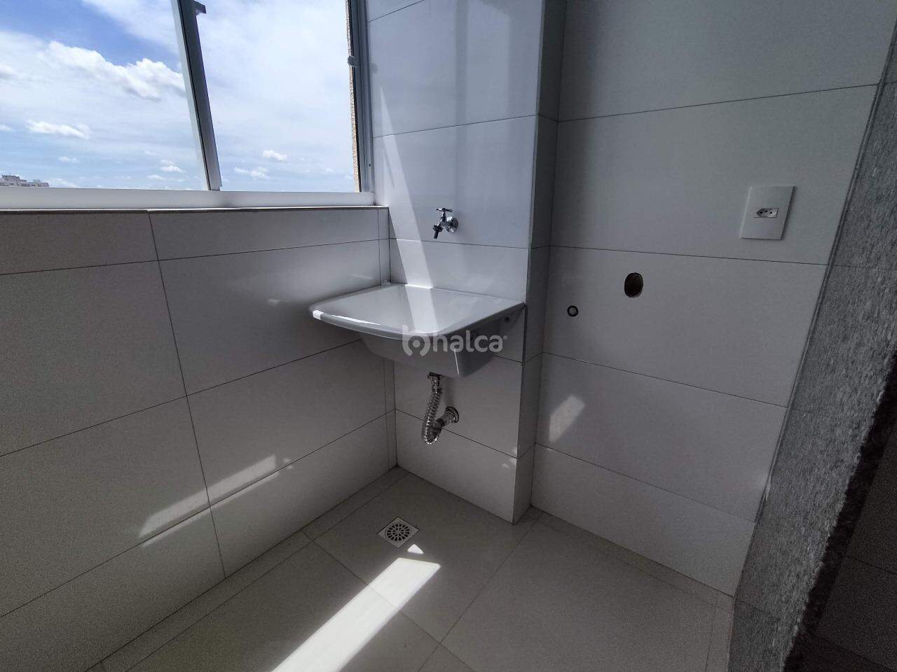 Apartamento à venda com 2 quartos, 68m² - Foto 15