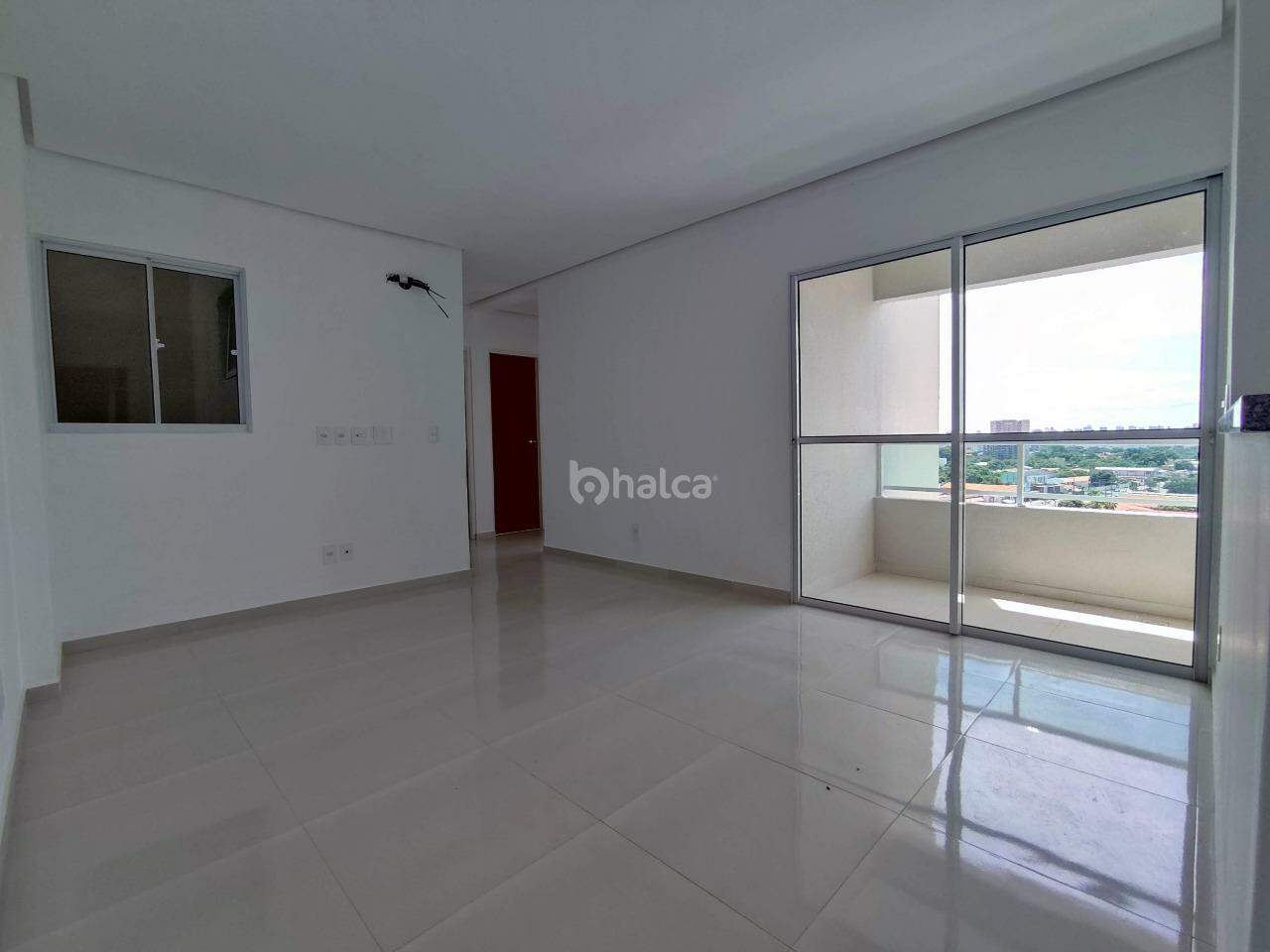 Apartamento à venda com 2 quartos, 68m² - Foto 3