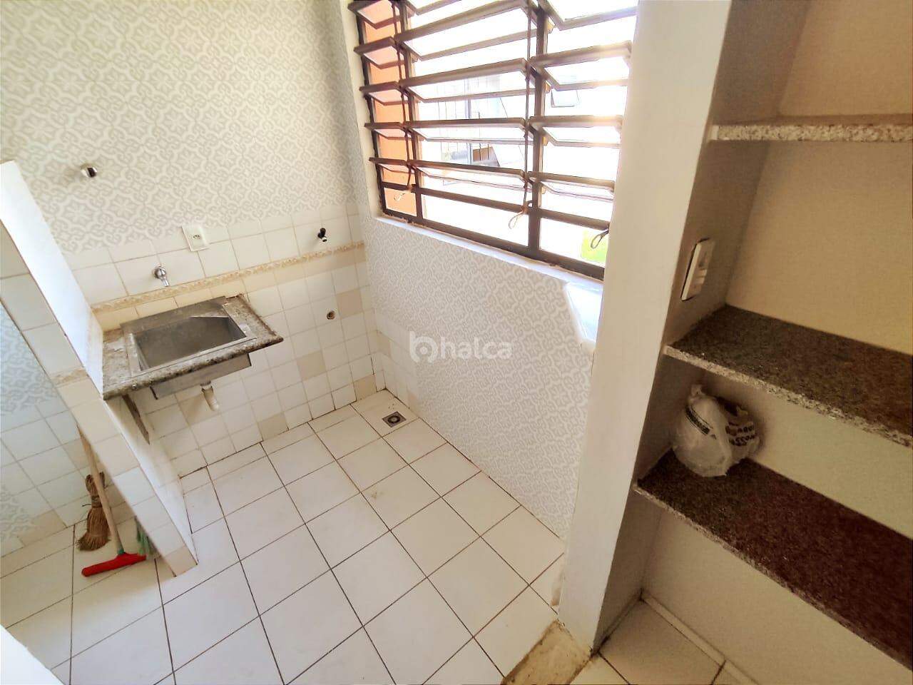 Apartamento para alugar com 3 quartos, 78m² - Foto 15