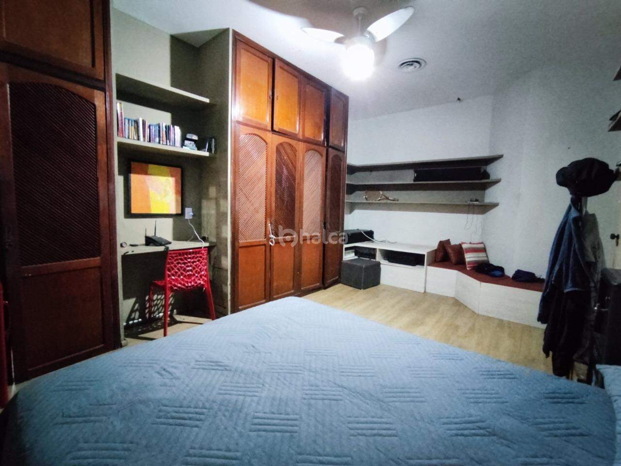 Prédio Inteiro para alugar com 5 quartos, 413m² - Foto 17