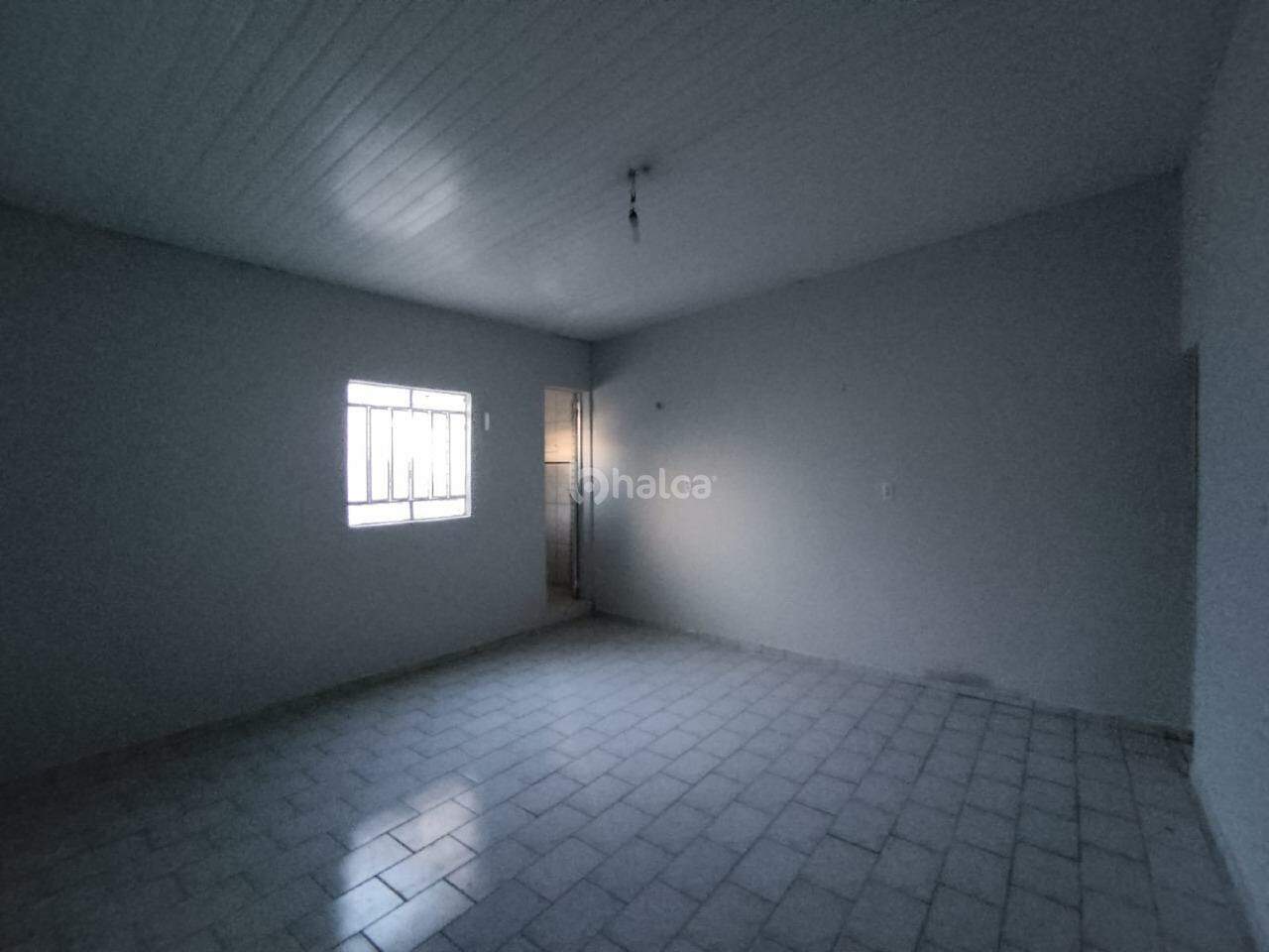 Casa para alugar com 4 quartos, 128m² - Foto 4