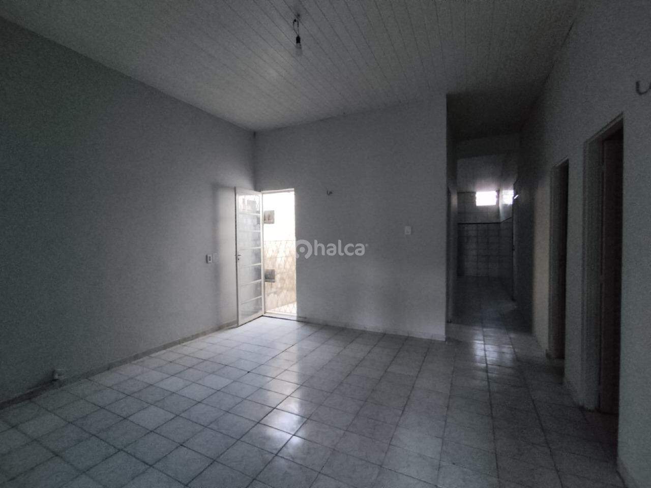 Casa para alugar com 4 quartos, 128m² - Foto 3