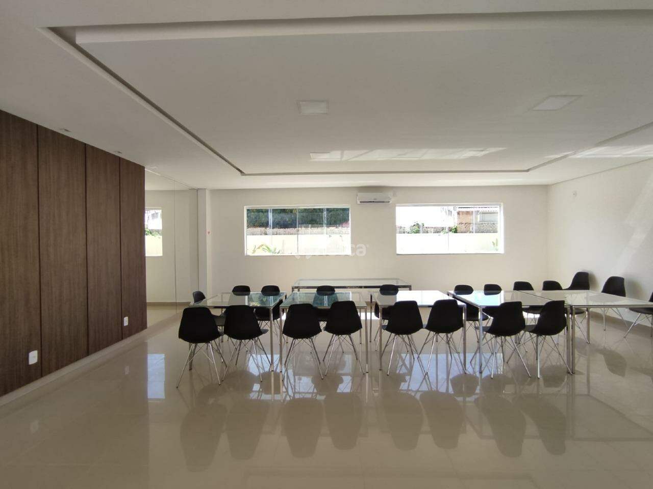 Apartamento para alugar com 2 quartos, 47m² - Foto 4