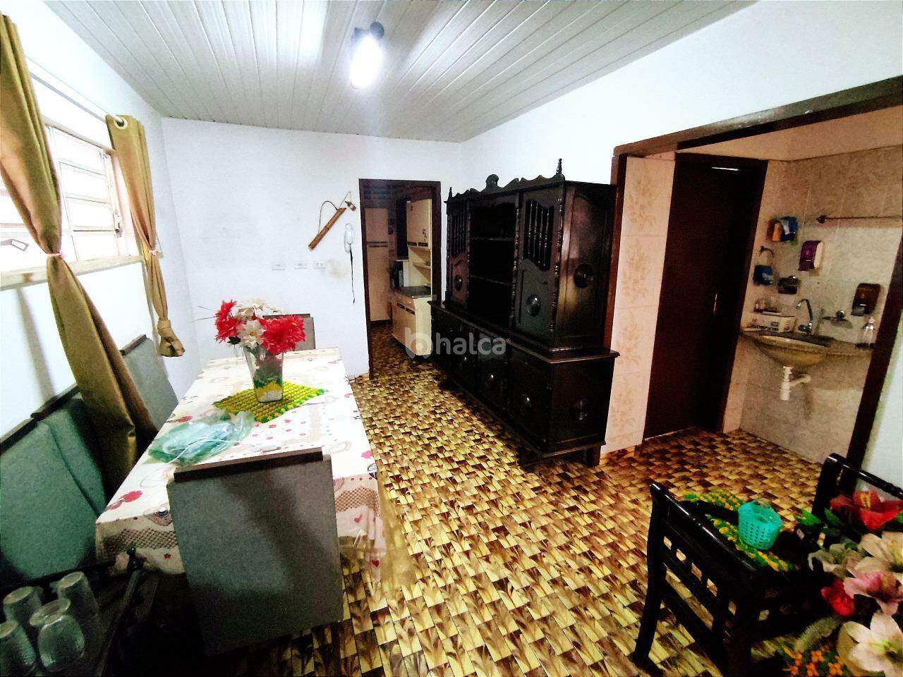 Casa para alugar com 4 quartos, 134m² - Foto 4