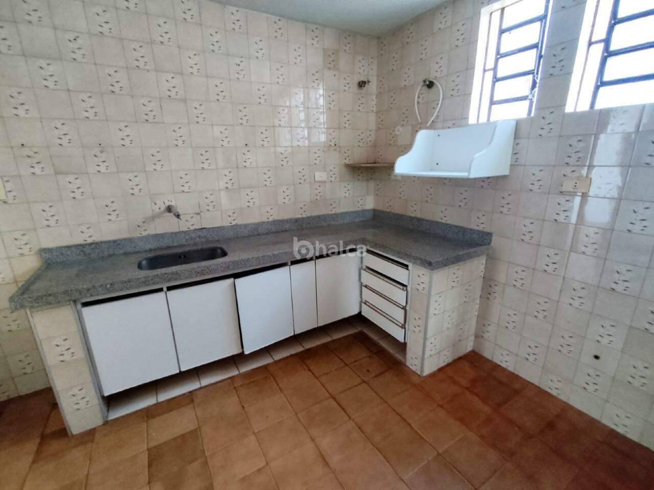 Casa à venda com 3 quartos, 342m² - Foto 18