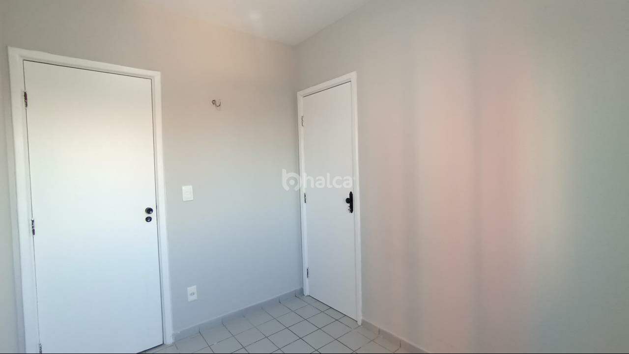 Apartamento à venda com 3 quartos, 70m² - Foto 13