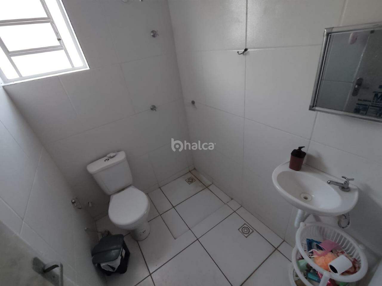 Casa para alugar com 2 quartos, 50m² - Foto 11