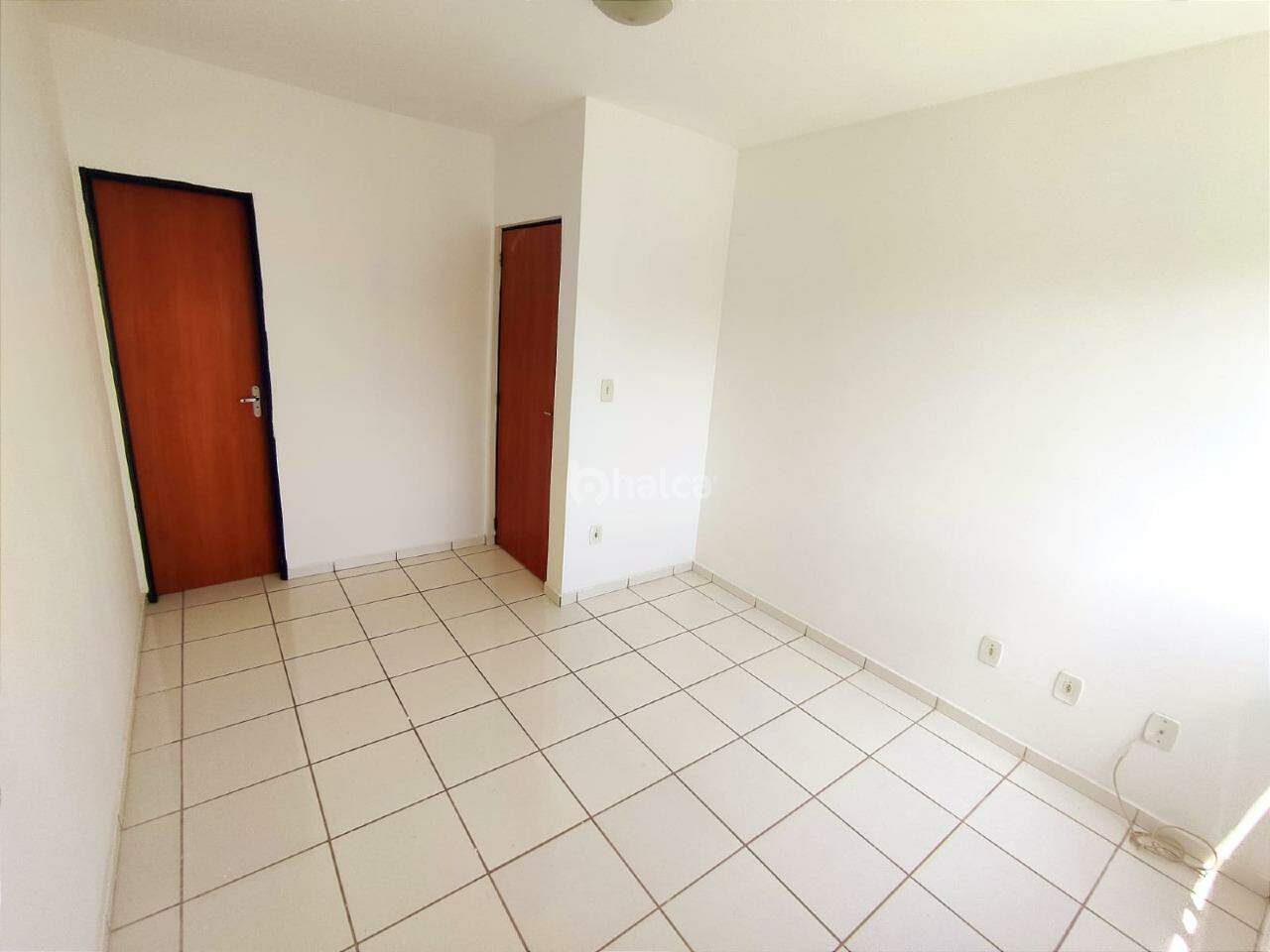 Apartamento à venda com 2 quartos, 70m² - Foto 13