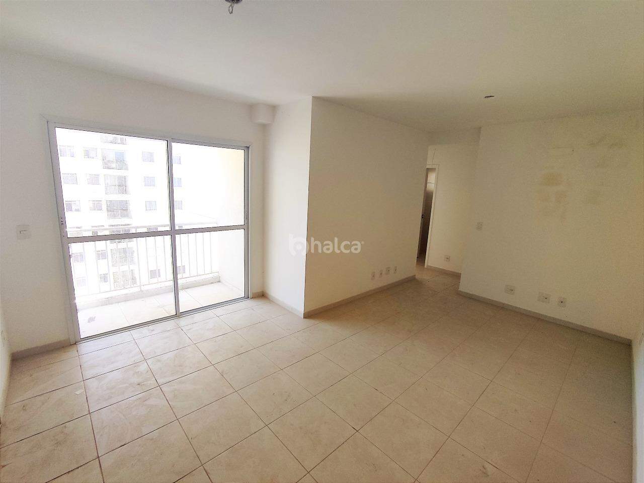 Apartamento para alugar com 3 quartos, 75m² - Foto 11