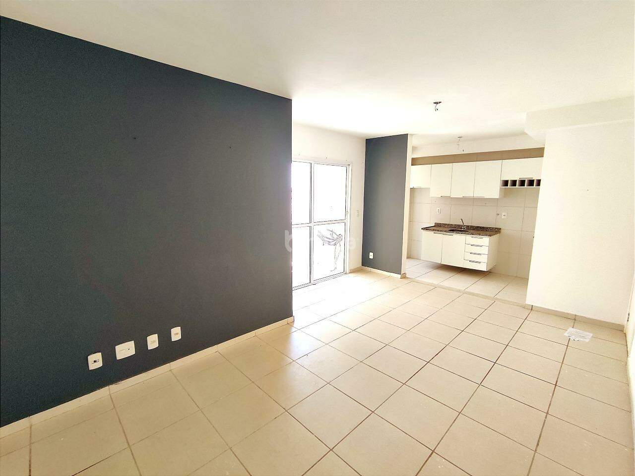 Apartamento para alugar com 3 quartos, 75m² - Foto 11