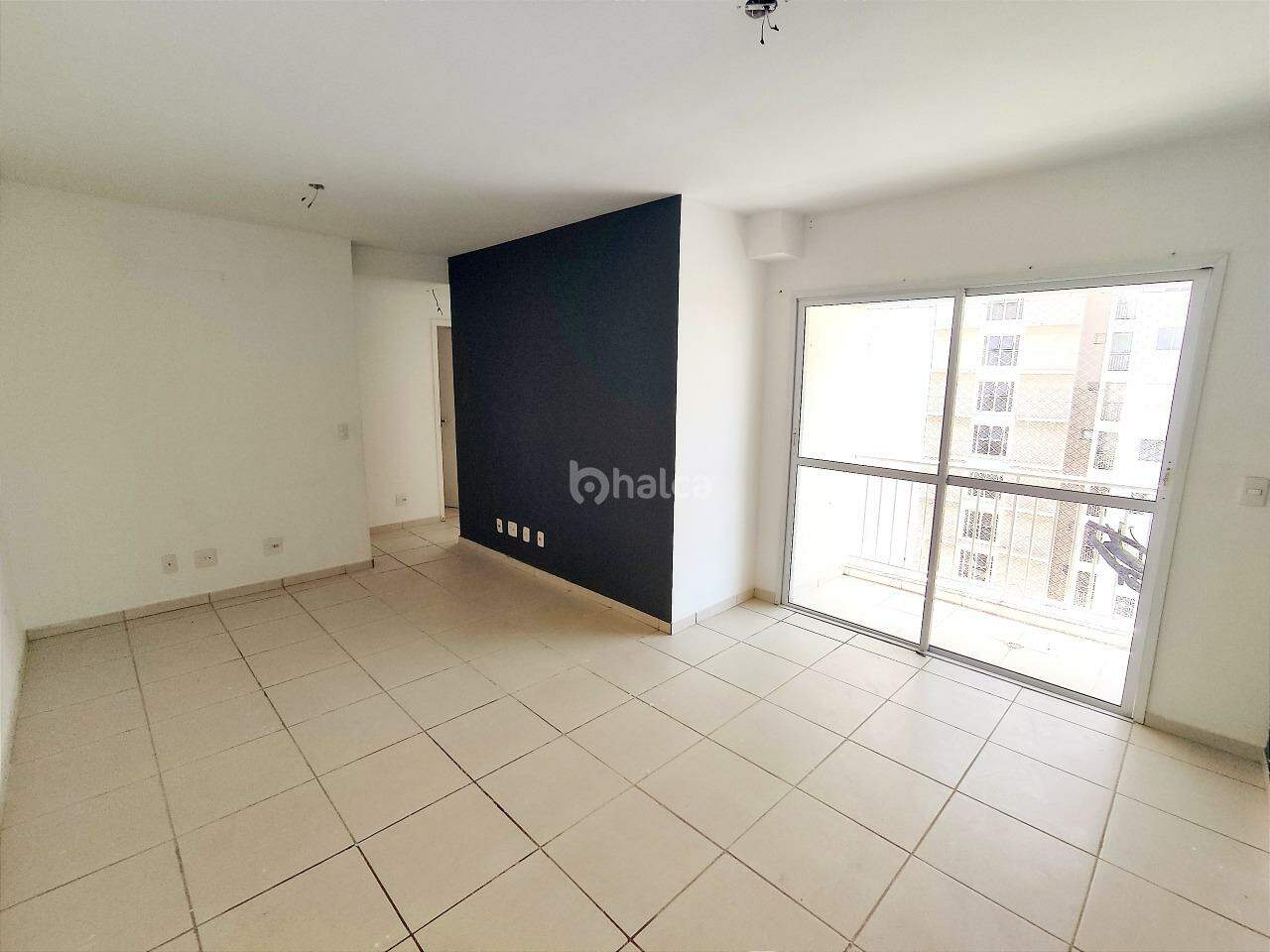 Apartamento para alugar com 3 quartos, 75m² - Foto 12