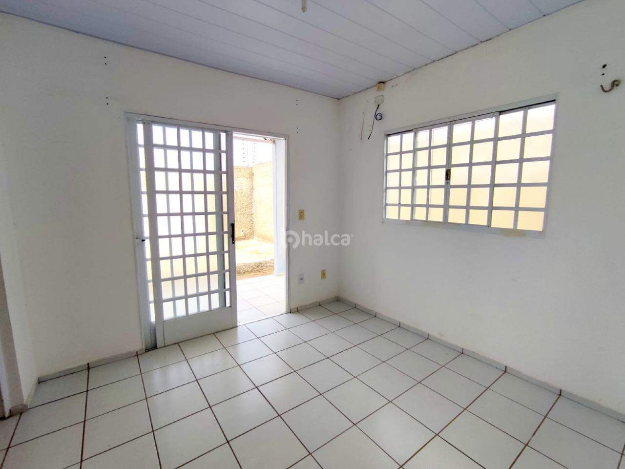 Casa para alugar com 3 quartos, 64m² - Foto 4