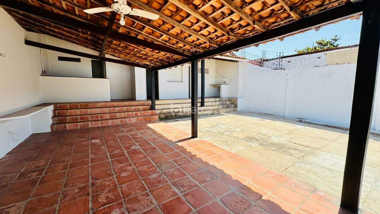 Casa à venda com 3 quartos, 215m² - Foto 21