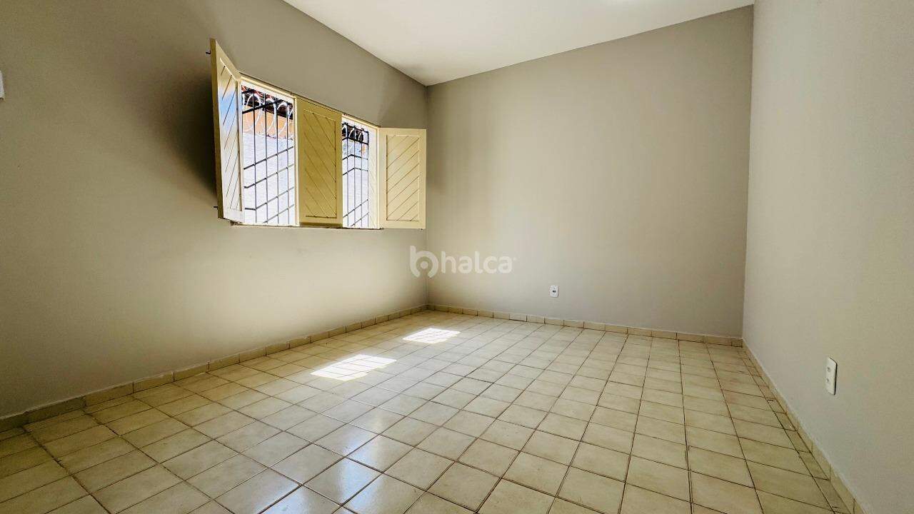 Casa à venda com 3 quartos, 215m² - Foto 16