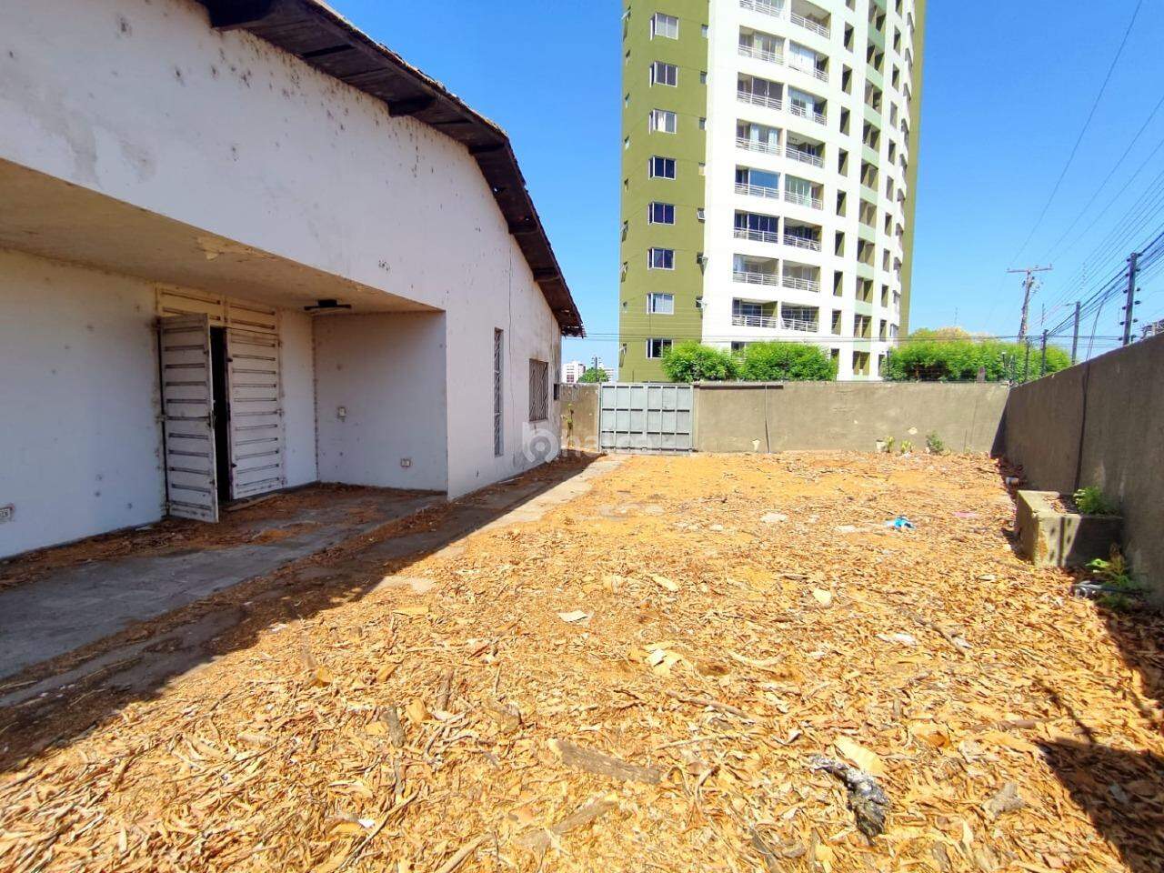 Prédio Inteiro para alugar, 280m² - Foto 2