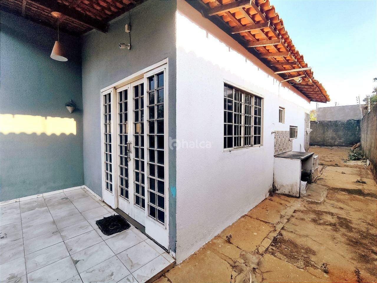 Casa à venda com 2 quartos, 69m² - Foto 6