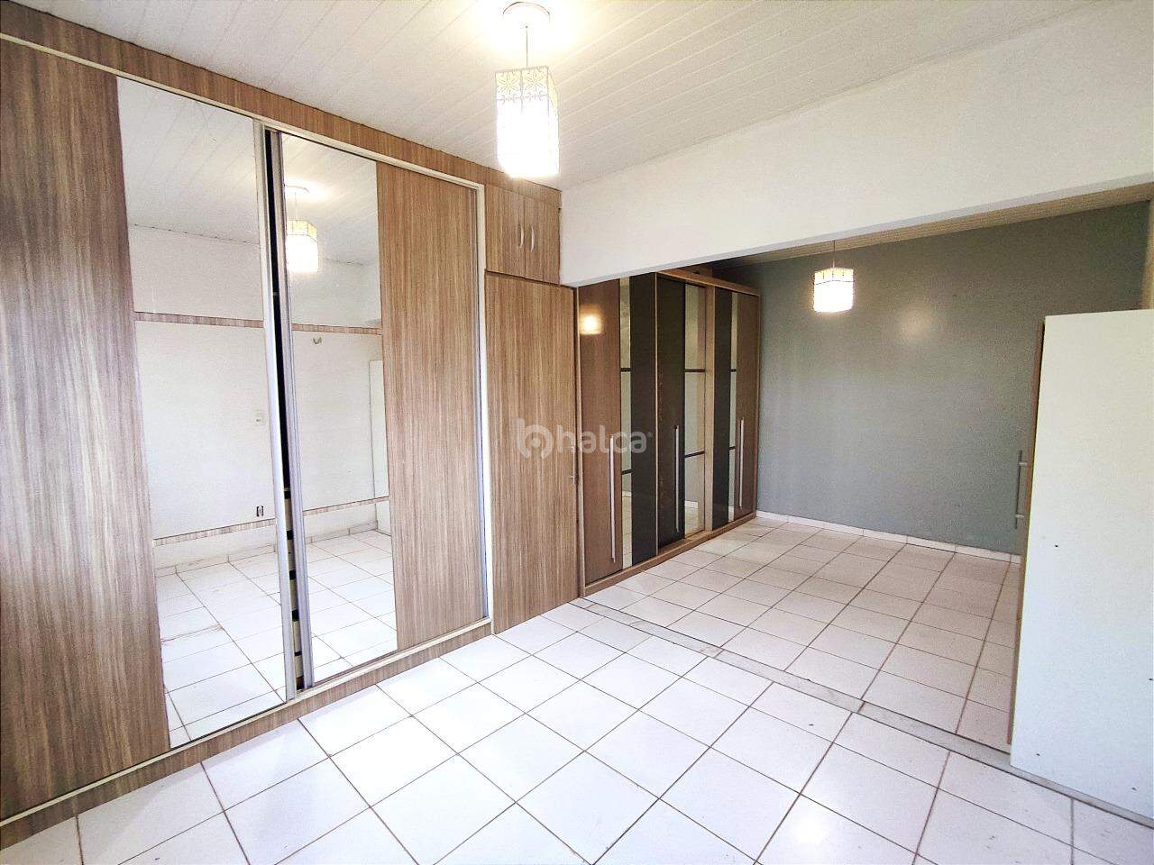 Casa à venda com 2 quartos, 69m² - Foto 11