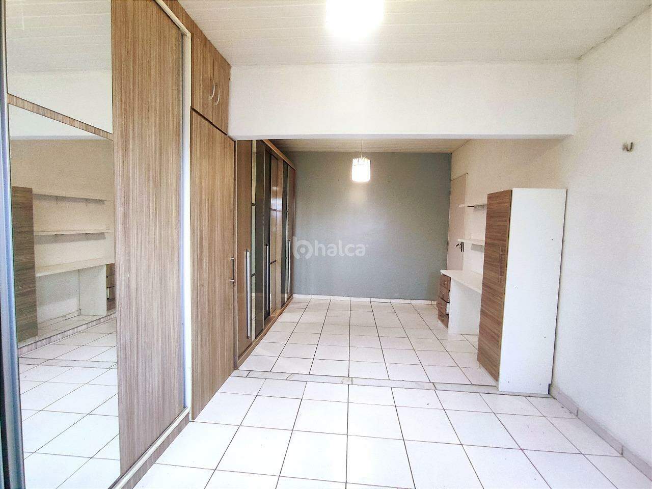 Casa à venda com 2 quartos, 69m² - Foto 9