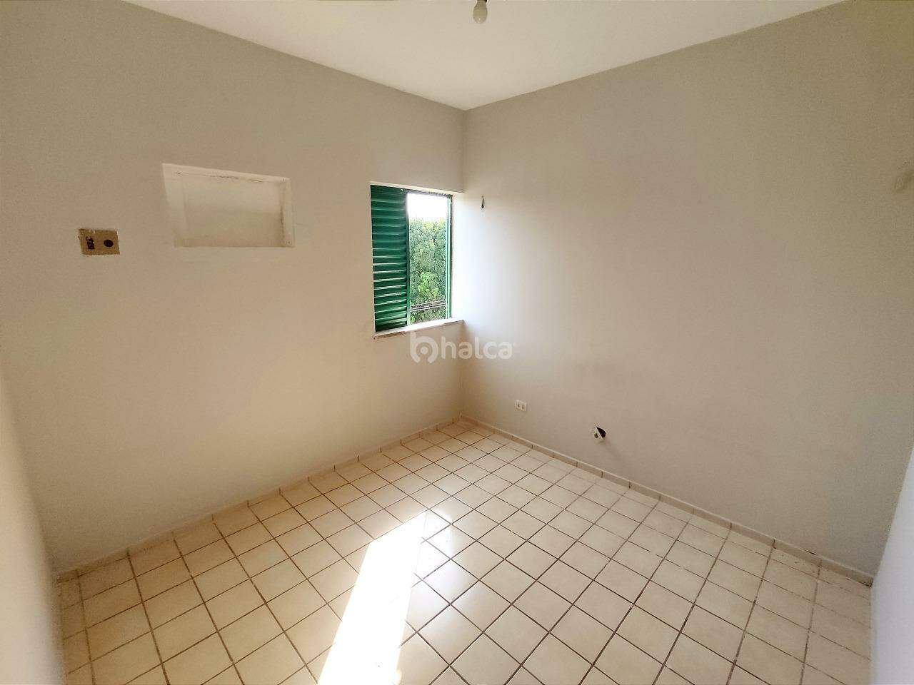 Apartamento para alugar com 2 quartos, 78m² - Foto 8