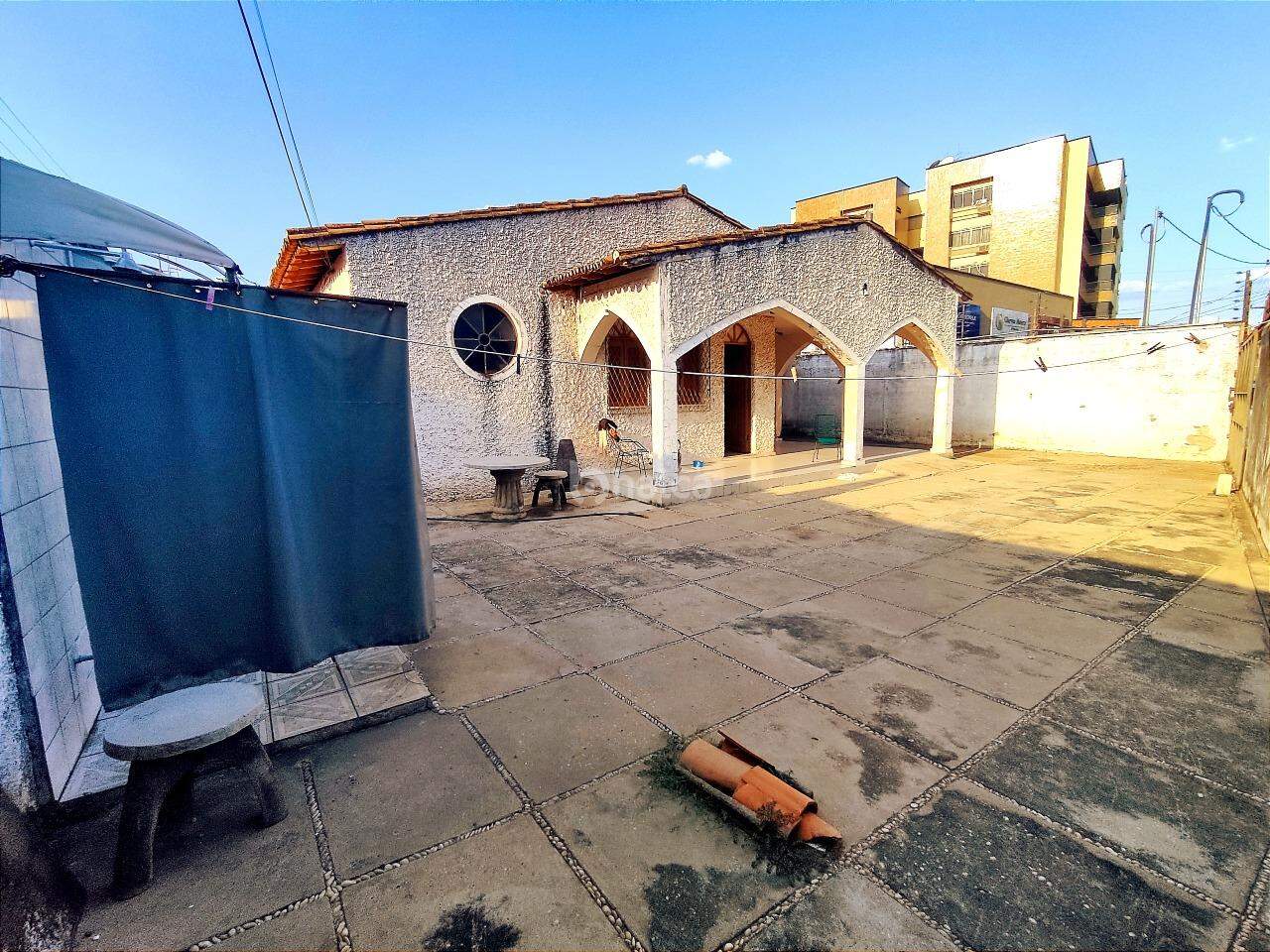 Casa para alugar com 4 quartos, 224m² - Foto 4