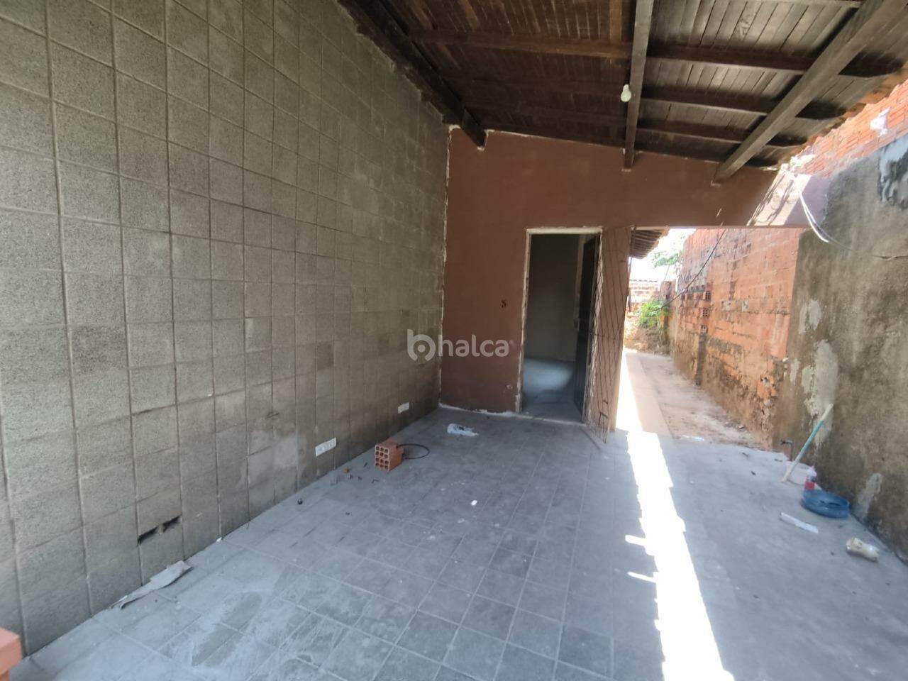 Casa à venda com 3 quartos, 156m² - Foto 2