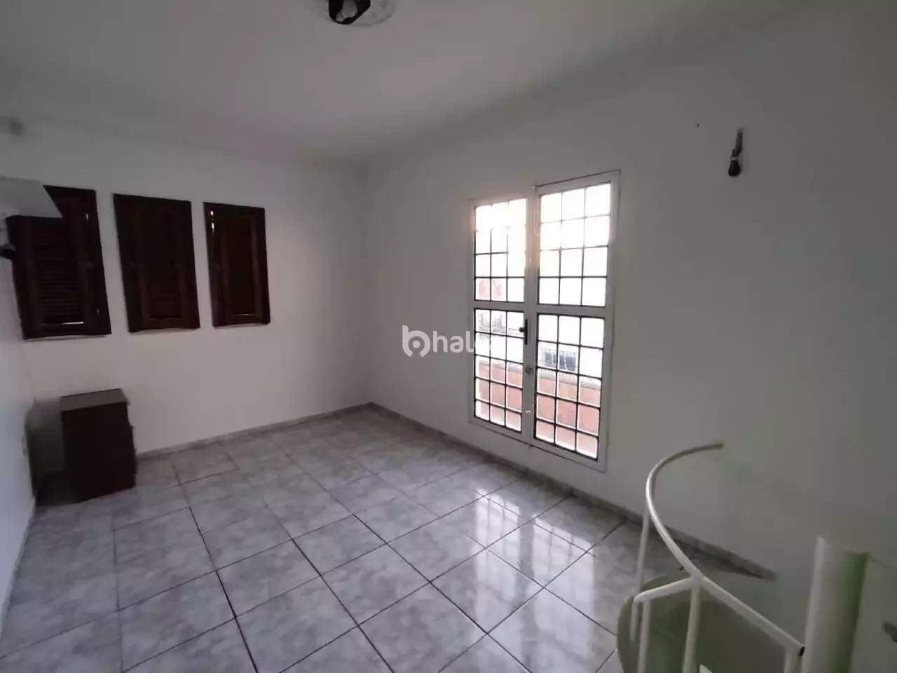 Casa à venda com 4 quartos, 140m² - Foto 6