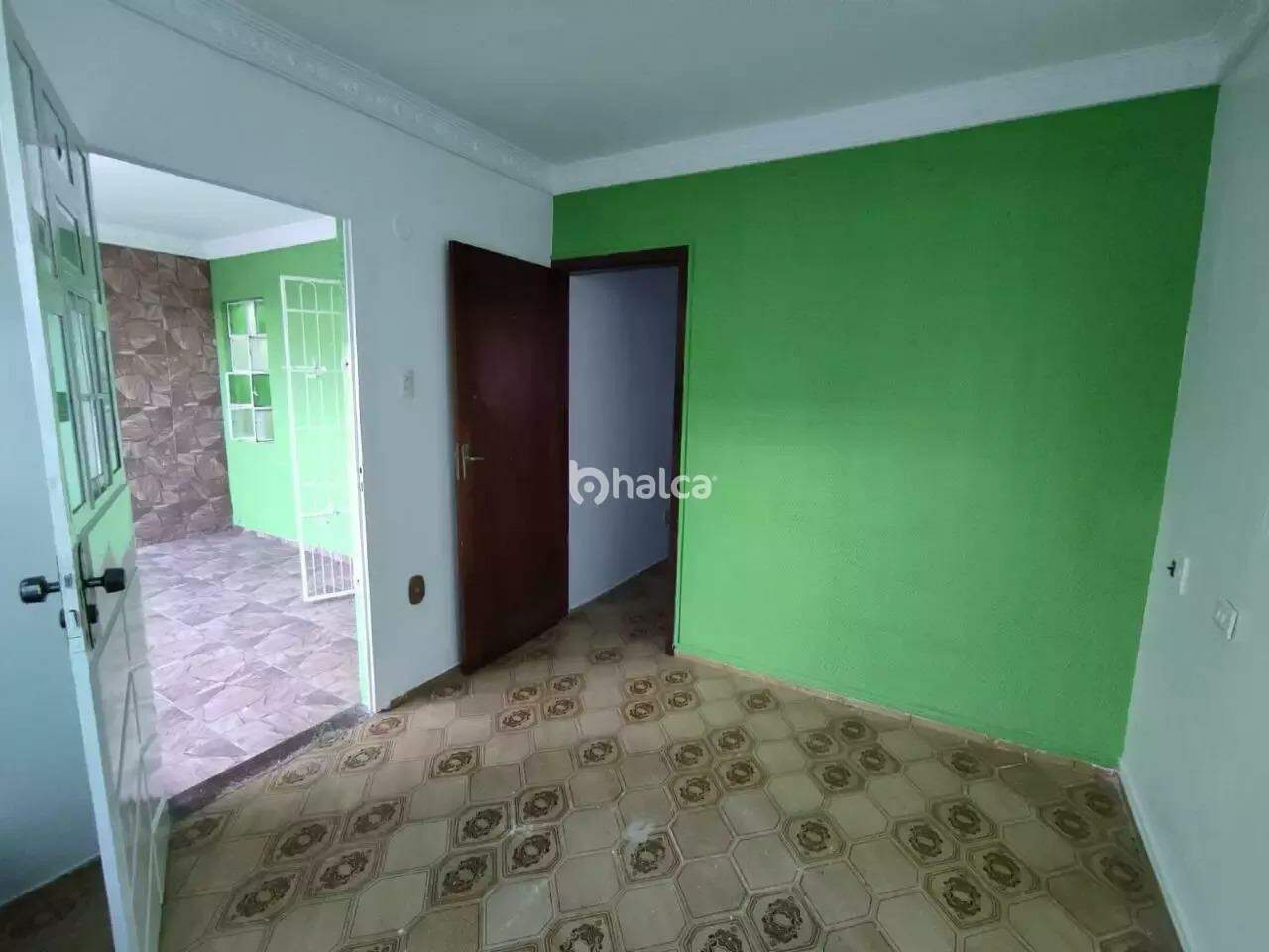 Casa à venda com 4 quartos, 140m² - Foto 4