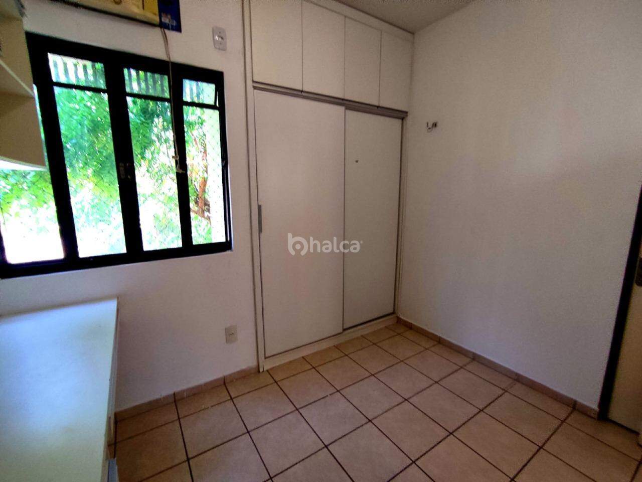 Apartamento para alugar com 3 quartos, 80m² - Foto 13