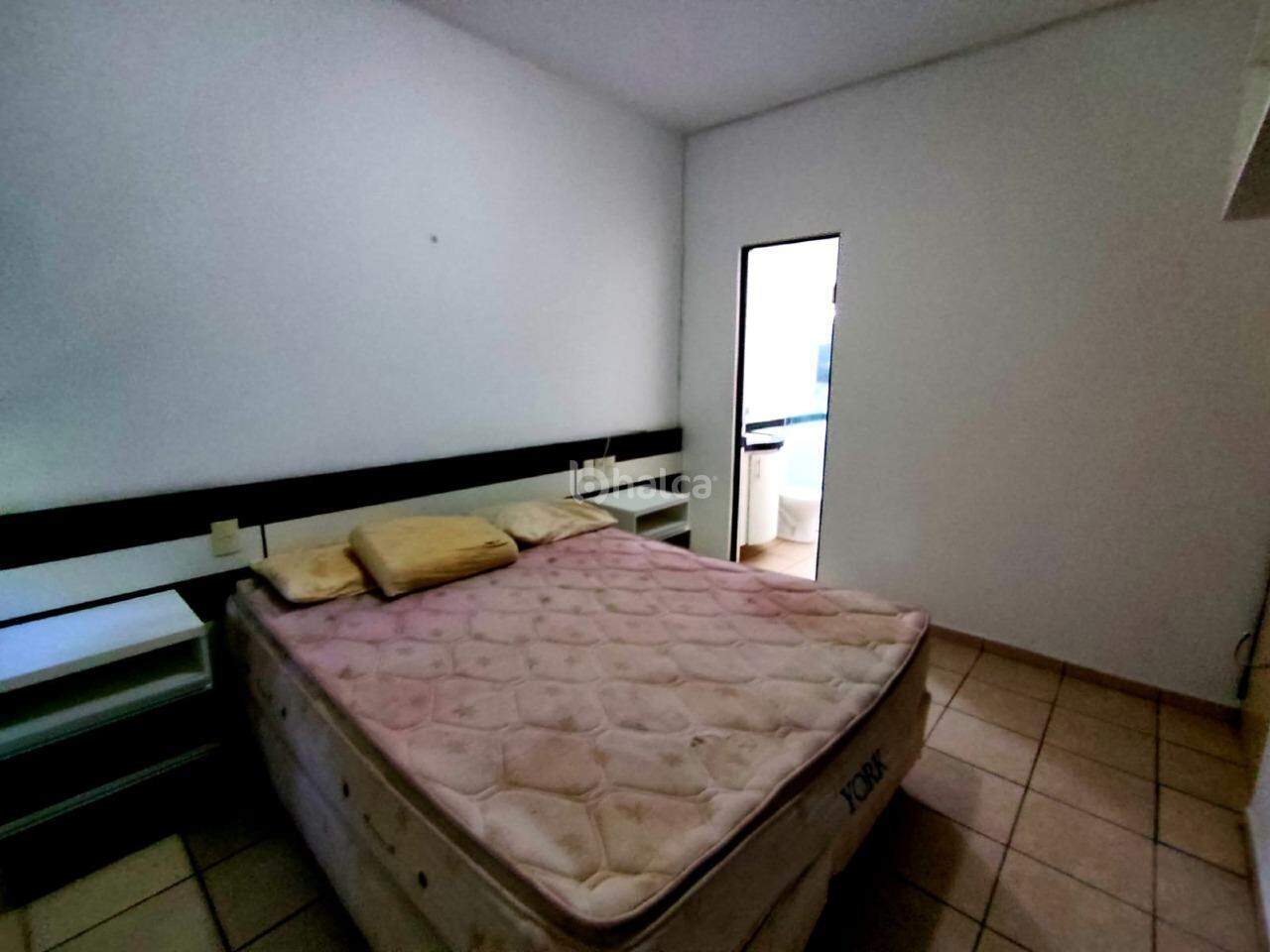 Apartamento para alugar com 3 quartos, 80m² - Foto 18