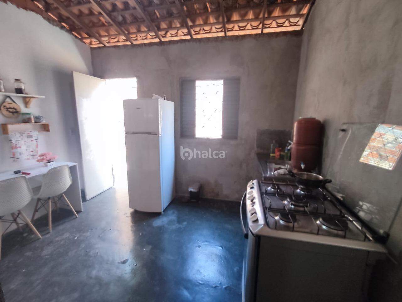 Casa à venda com 5 quartos, 160m² - Foto 4