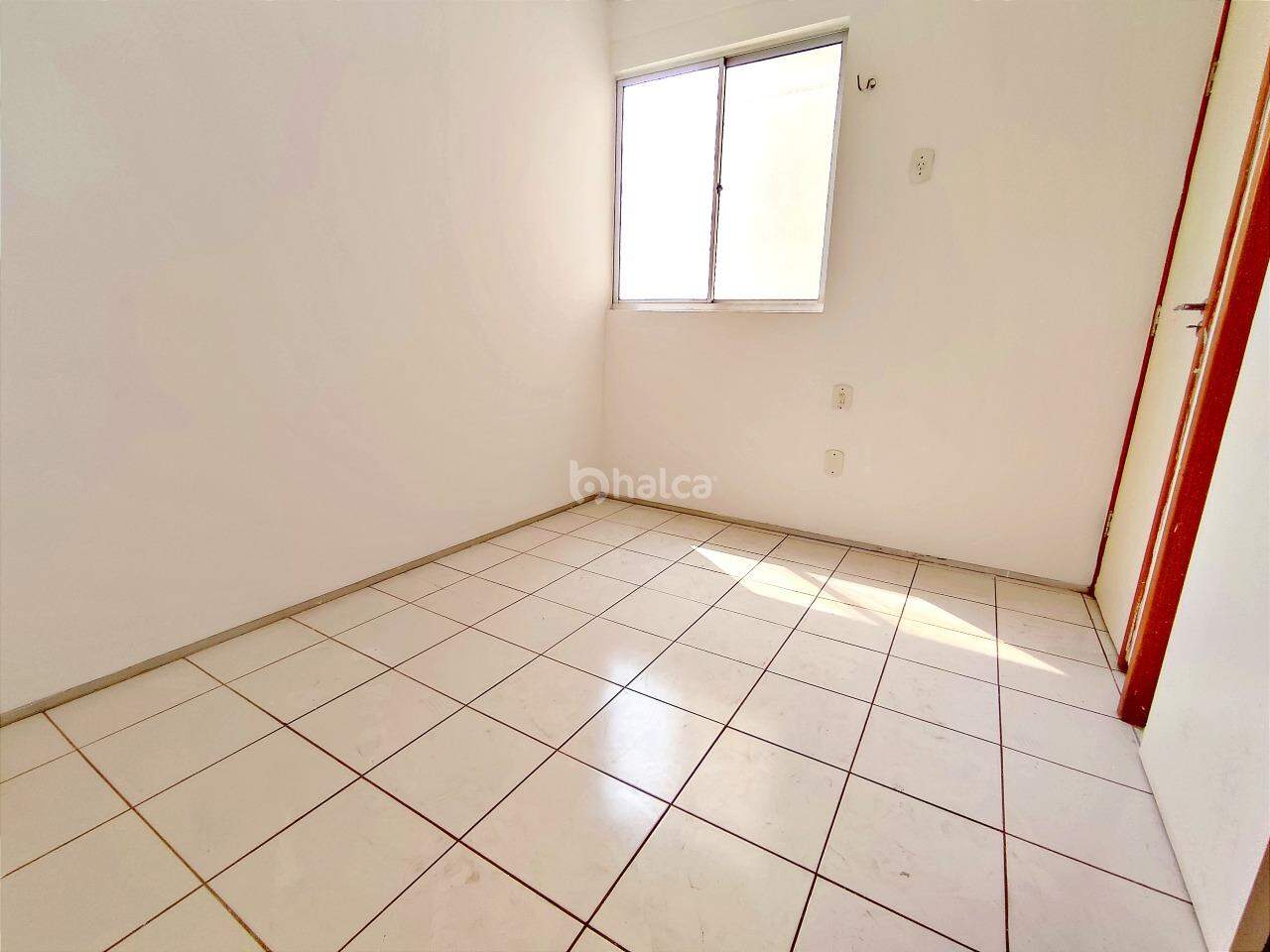 Apartamento para alugar com 2 quartos, 70m² - Foto 9