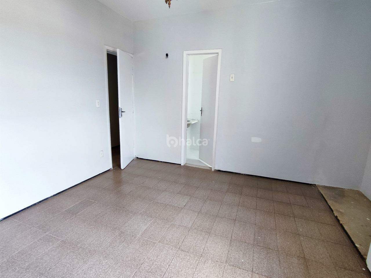 Apartamento para alugar com 3 quartos, 101m² - Foto 16