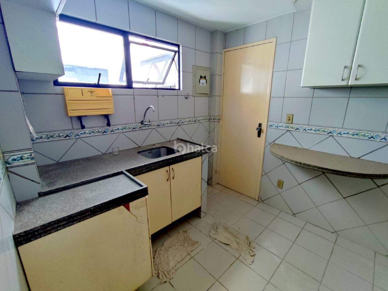 Apartamento à venda com 3 quartos, 86m² - Foto 16