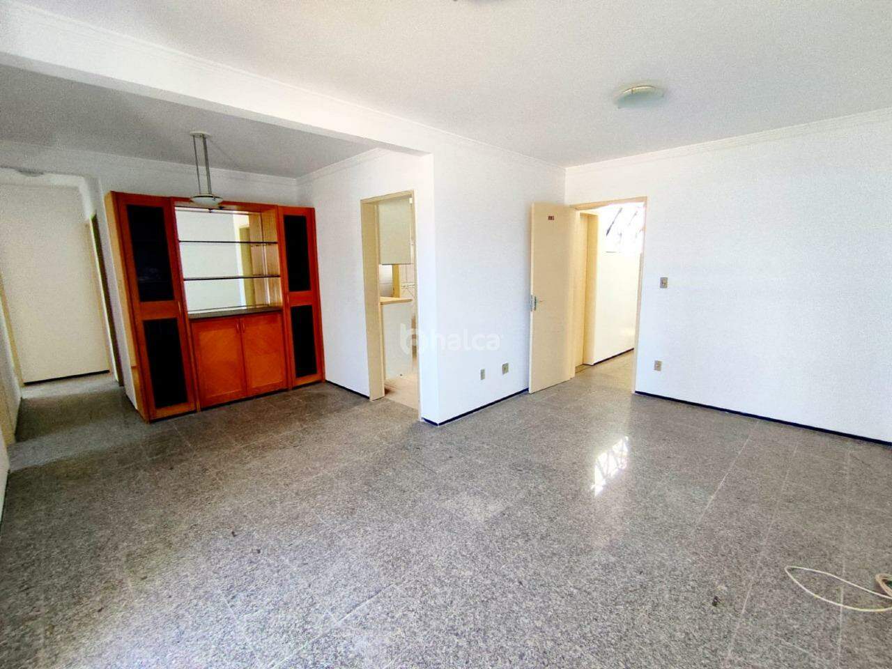 Apartamento à venda com 3 quartos, 86m² - Foto 4