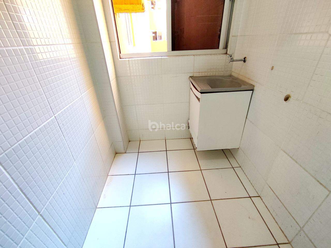 Apartamento para alugar com 3 quartos, 79m² - Foto 13