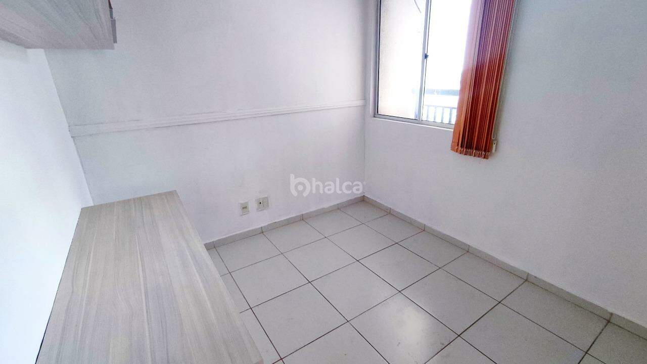 Apartamento à venda com 3 quartos, 75m² - Foto 7