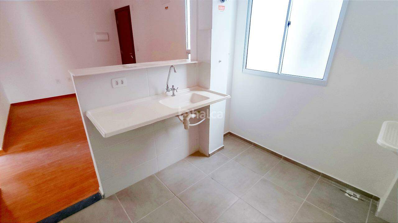 Apartamento para alugar com 2 quartos, 38m² - Foto 7