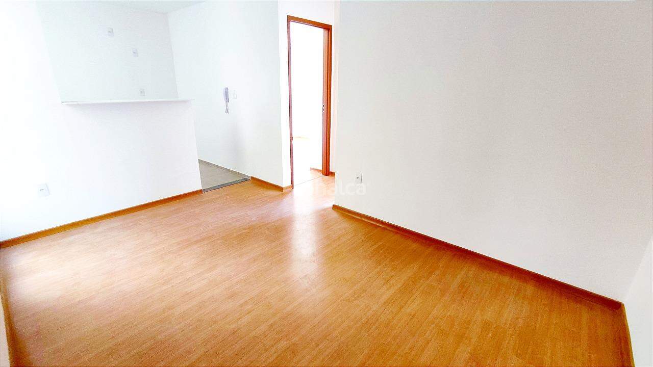 Apartamento para alugar com 2 quartos, 38m² - Foto 2