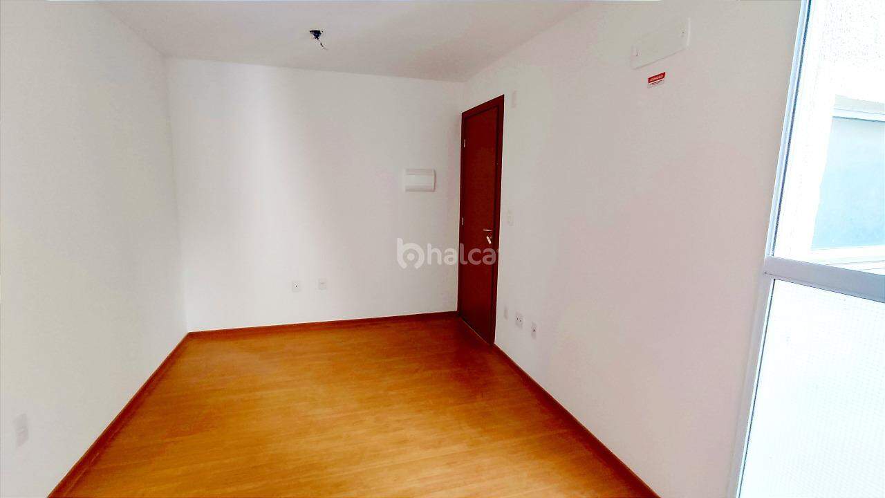 Apartamento para alugar com 2 quartos, 38m² - Foto 3