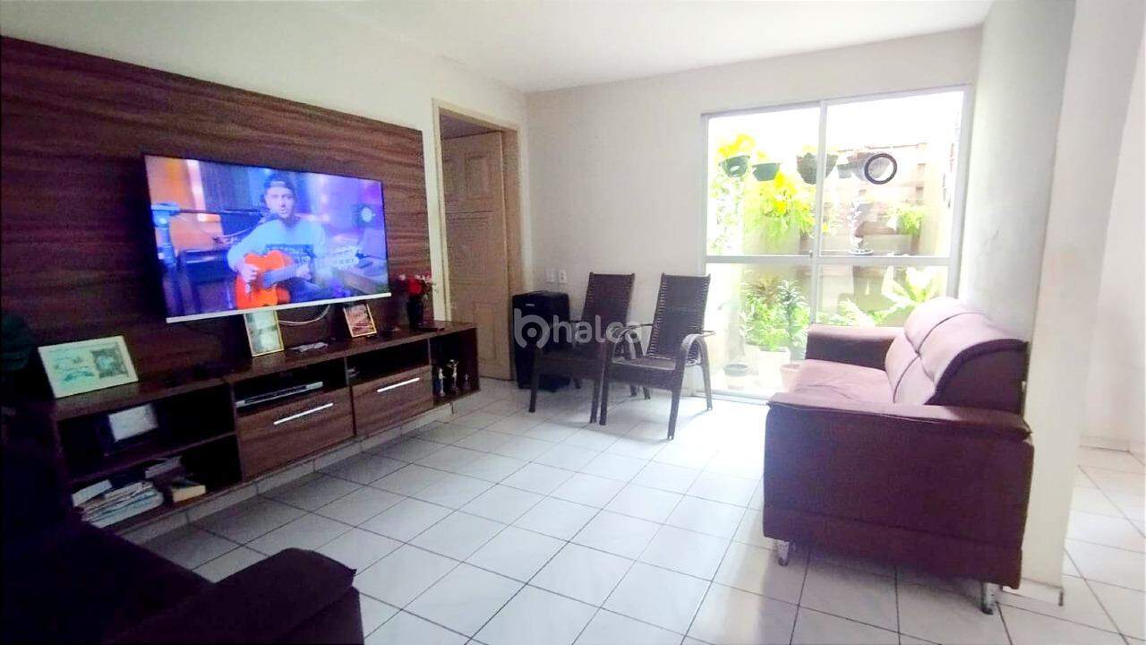 Casa à venda com 3 quartos, 46m² - Foto 2