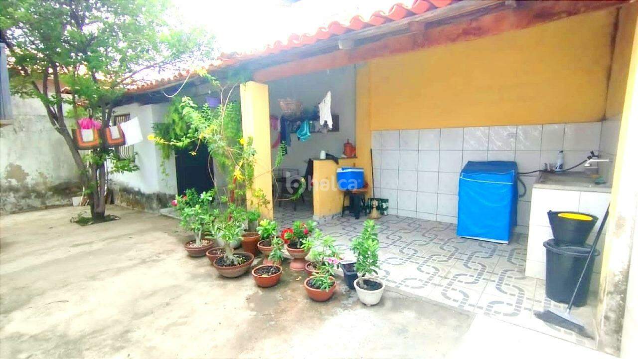 Casa à venda com 3 quartos, 46m² - Foto 14