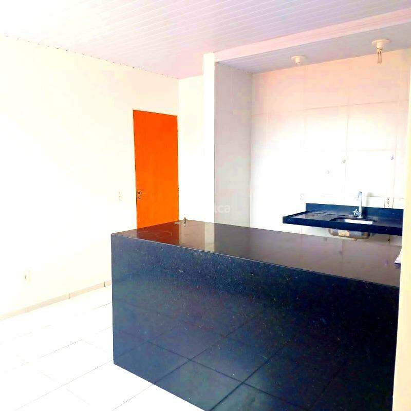 Apartamento à venda com 2 quartos, 46m² - Foto 2