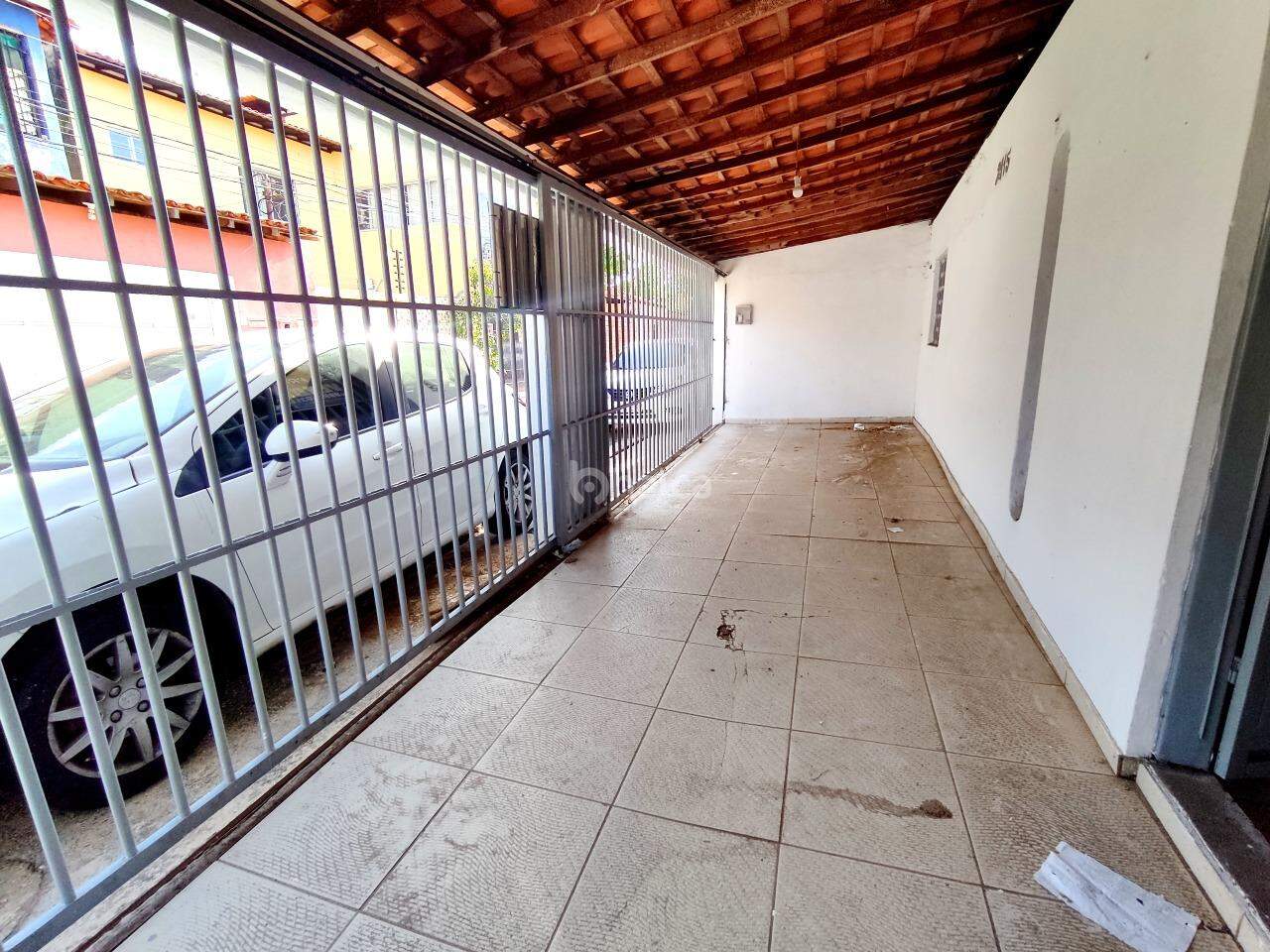 Casa à venda com 3 quartos, 190m² - Foto 3