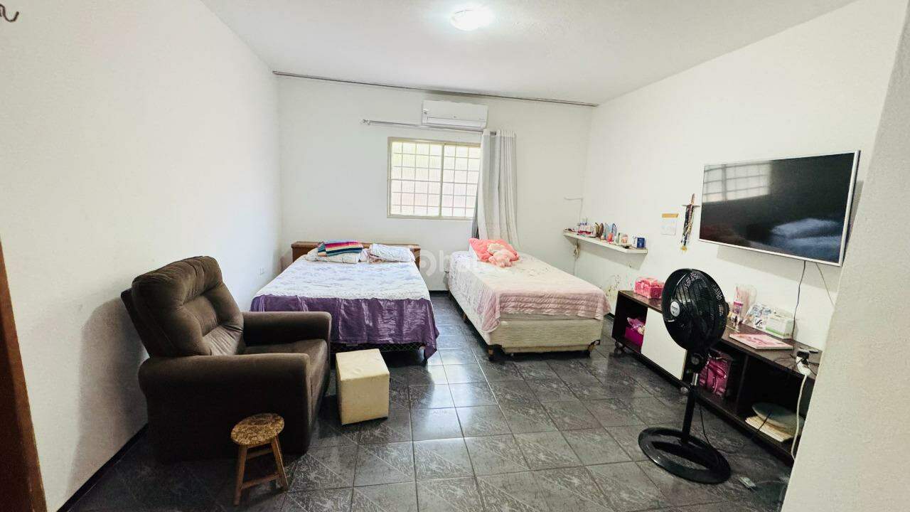 Casa à venda com 5 quartos, 400m² - Foto 16