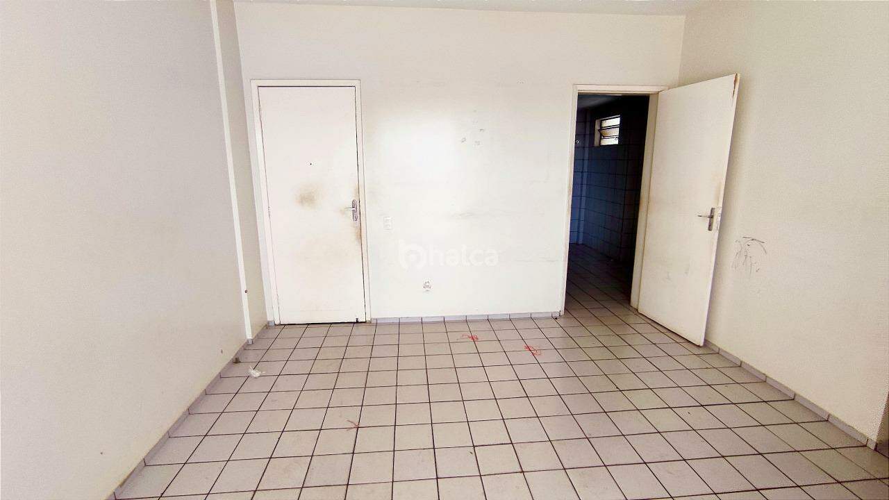 Apartamento para alugar com 3 quartos, 92m² - Foto 2