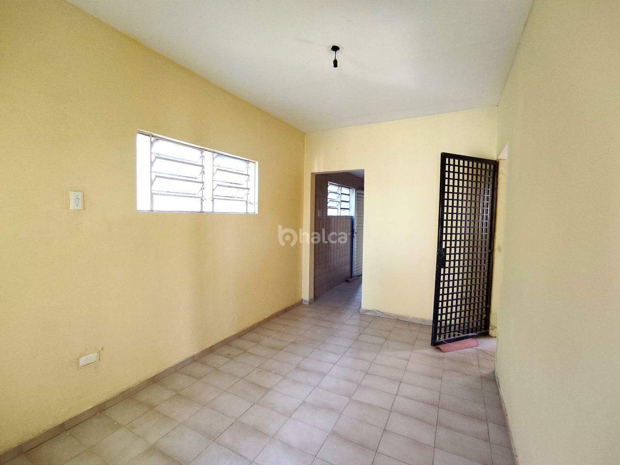 Casa para alugar com 2 quartos, 155m² - Foto 4